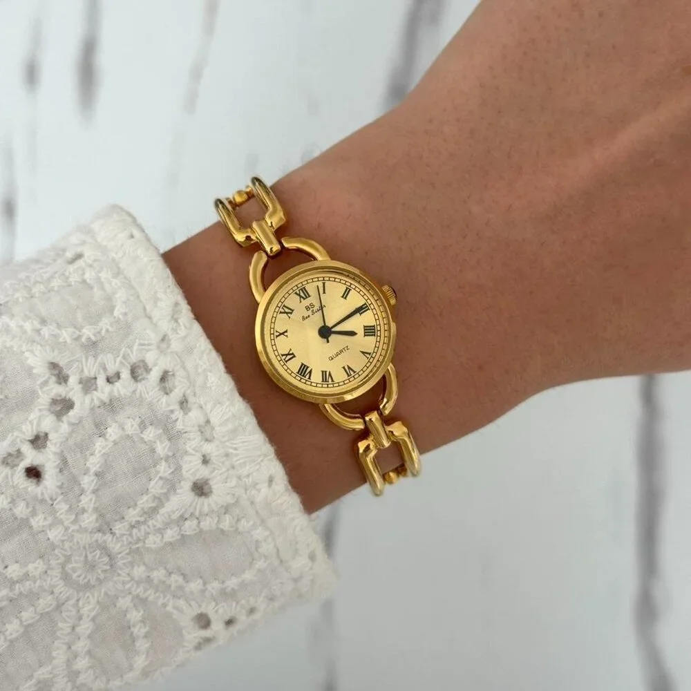 Sku:0196 vintage vibe cute gold‎ mini watch gold bracelet + in a gift box